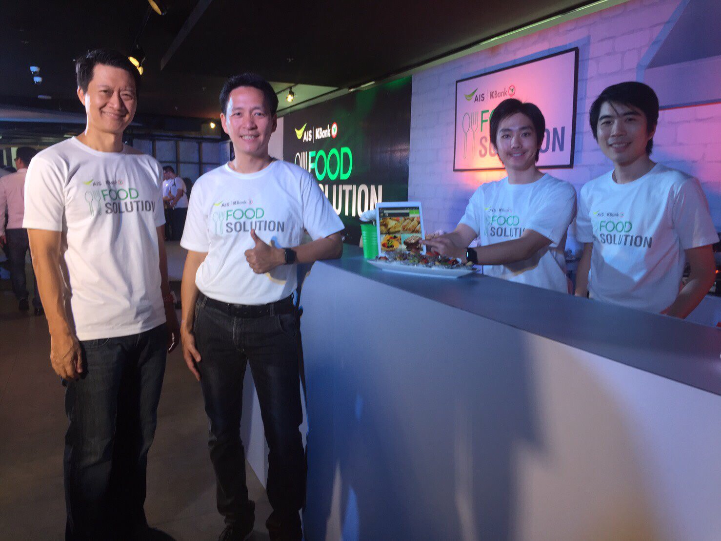 กสิกรไทยจับมือAIS - Startup Thailand Focus